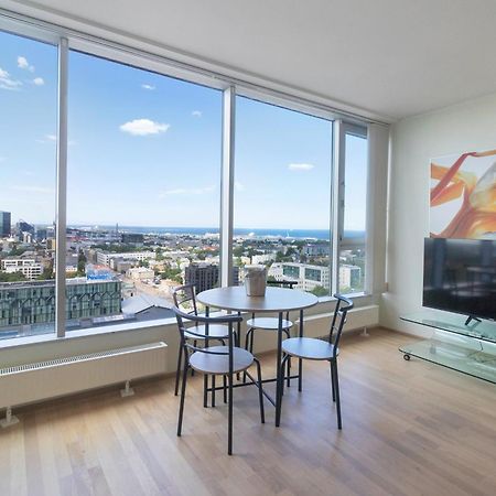 Revalia Fahle Airport Bus-Station Apartments With Best Views Экстерьер фото