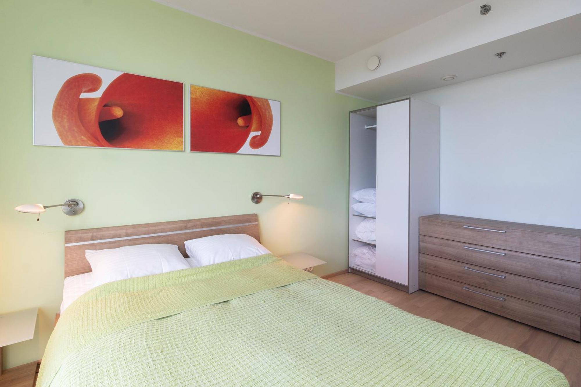 Revalia Fahle Airport Bus-Station Apartments With Best Views Экстерьер фото