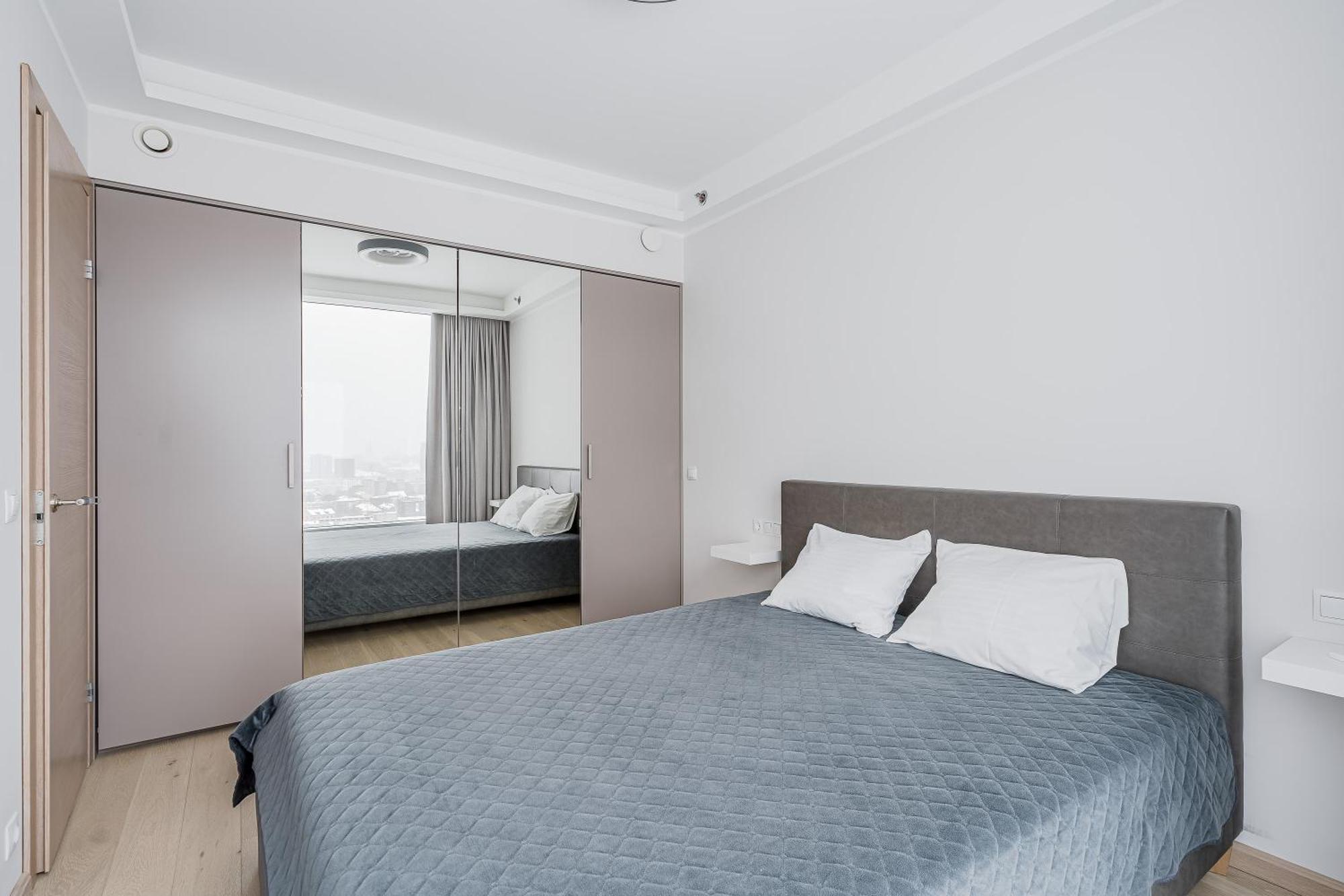 Revalia Fahle Airport Bus-Station Apartments With Best Views Экстерьер фото